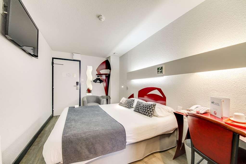 Brit Hotel Porte D'Espagne Perpignan Bilik gambar